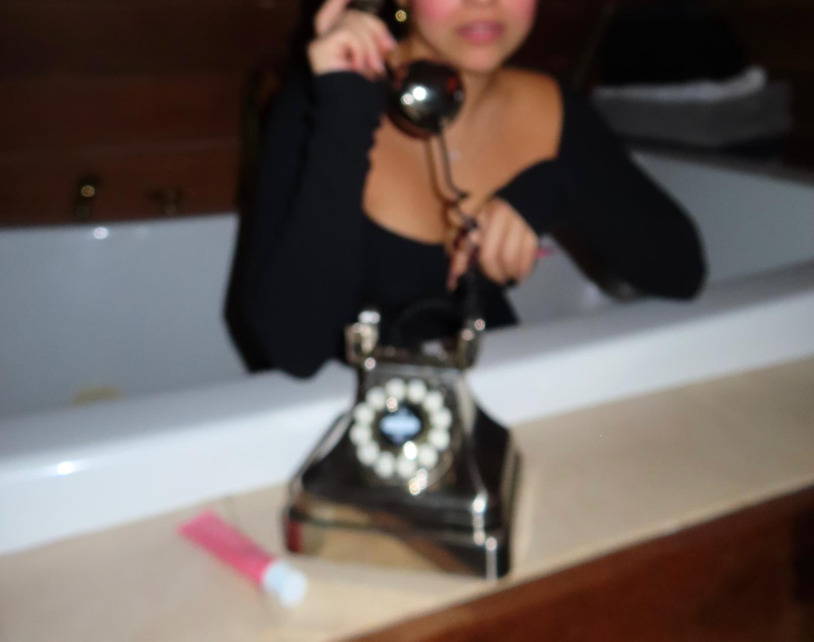 MADÉ vintage phone editorial